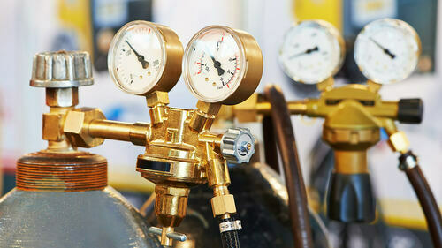 Pressure regulators (reducers)